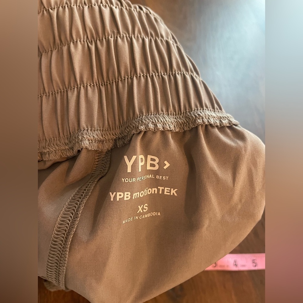 YPB Abercrombie & Fitch Brown and Black Athletic Shorts - Picture 5 of 5